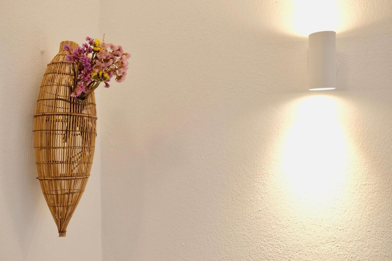 Peaceful & Spacious Apt With Parking & Queen Bed การ์วอยโร ภายนอก รูปภาพ