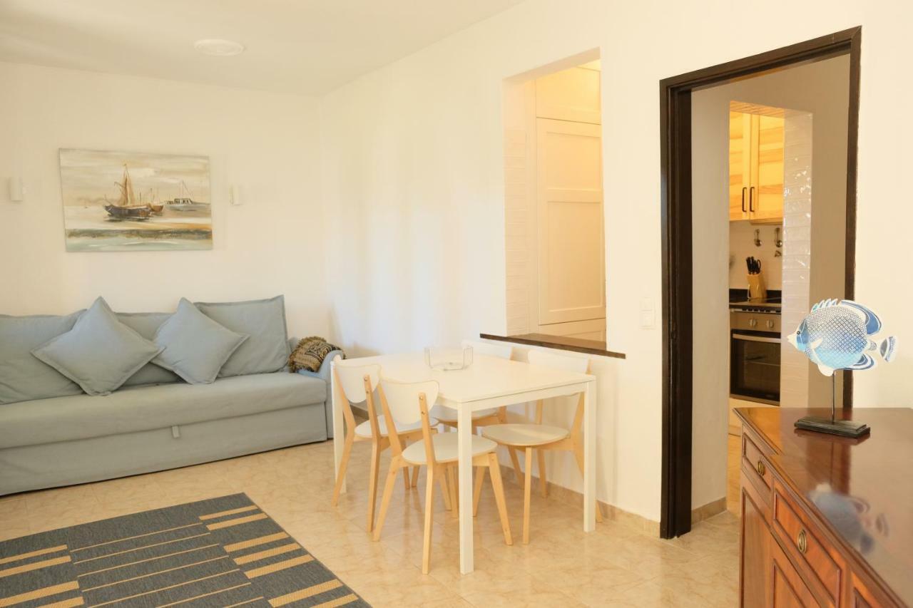 Peaceful & Spacious Apt With Parking & Queen Bed การ์วอยโร ภายนอก รูปภาพ